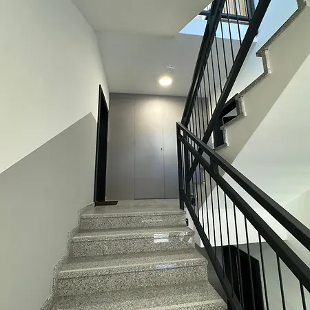 Abra X Διαμέρισμα *